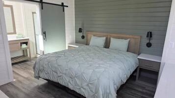 1 bedroom, iron/ironing board, Internet, bed sheets