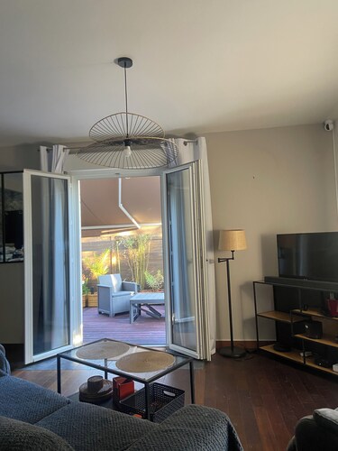 House in a quiet environment near the Rance Pet Friendly