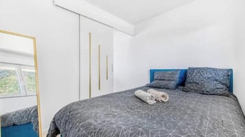 1 bedroom, travel crib, free WiFi, bed sheets