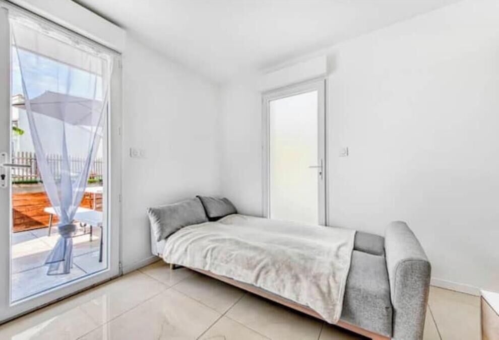1 quarto, berço de viagem, Wi-Fi de cortesia, roupa de cama