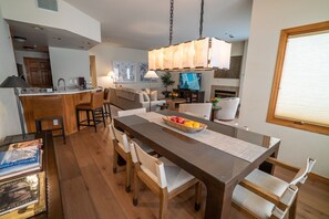 Dining - Ski/Bike-In Out | Gondola Steps | Mtn Village Core (Mountain Village)