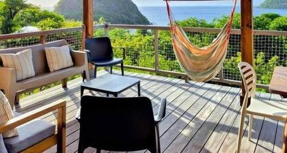 Villa Bois Coco with a view of Pain de Sucre