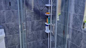 Apartment, 1 Bedroom | Bathroom