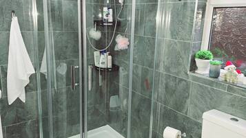 Apartment, 1 Bedroom | Bathroom