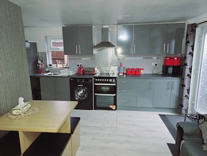 Apartment, 1 Bedroom | Private kitchen - Cozy 2-bedroom Apartment in Tyseley, UK - Perfect City Retreat (Birmingham)