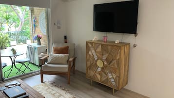 TV