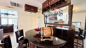 Dining - Welcome to the Desert Hideaway in Desert Hot Springs Country Club Access (Desert Hot Springs)