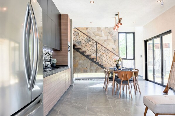 Comfort Villa, Pool View | Living area