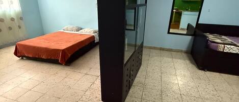 2 habitaciones, wifi y ropa de cama