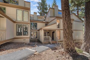 Exterior - Renovated Condo with Pool, walk to Lake (Kings Beach)