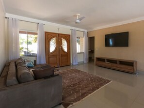 Room - Casa de Campo Ampla com Piscina e Churrasqueira (Aguas de Santa Barbara)