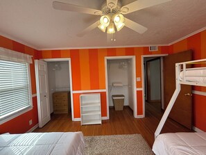 Room - Radiant Ranch 3 - Bedroom home in Kokomo, IN. (Kokomo)