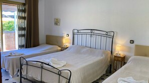7 Schlafzimmer, Bügeleisen/Bügelbrett, WLAN, Bettwäsche