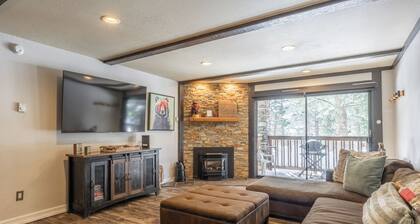 Closest Condo to Eagle Lift - King, Bunk, Fireplace, Garage Pkg & Dog Friendly!