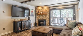 Closest Condo to Eagle Lift - King, Bunk, Fireplace, Garage Pkg & Dog Friendly!