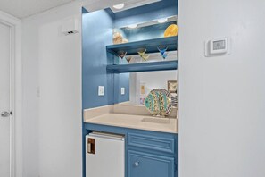 Interior - Family Resort Condo Steps to Beach (North Myrtle Beach)