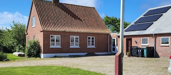 Large holiday home near Bovbjerg Lighthouse