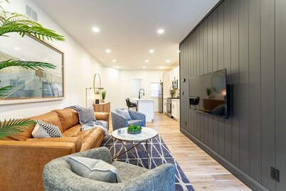2 King Beds | Easy City Access | Easy Parking