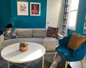 TV - M&J - 2615 Jane · Colorful Southside gem! Off-street parking! (Pittsburgh)