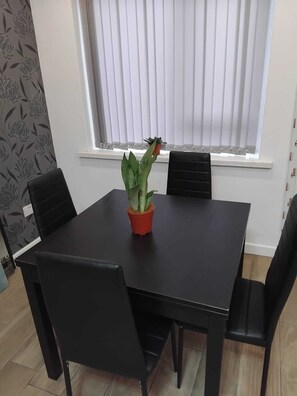 Dining - Entire 3 Bedroom House (Wythenshawe)