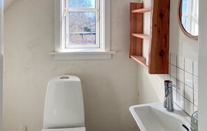 Shower - Cozy home in Kirke Hyllinge with WiFi (Kirke Hyllinge)