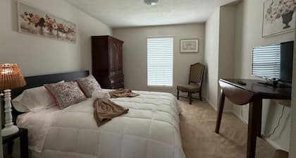 Lakes near Golf Course, Medical Center, NGR with 5-bed in a gorgeous location