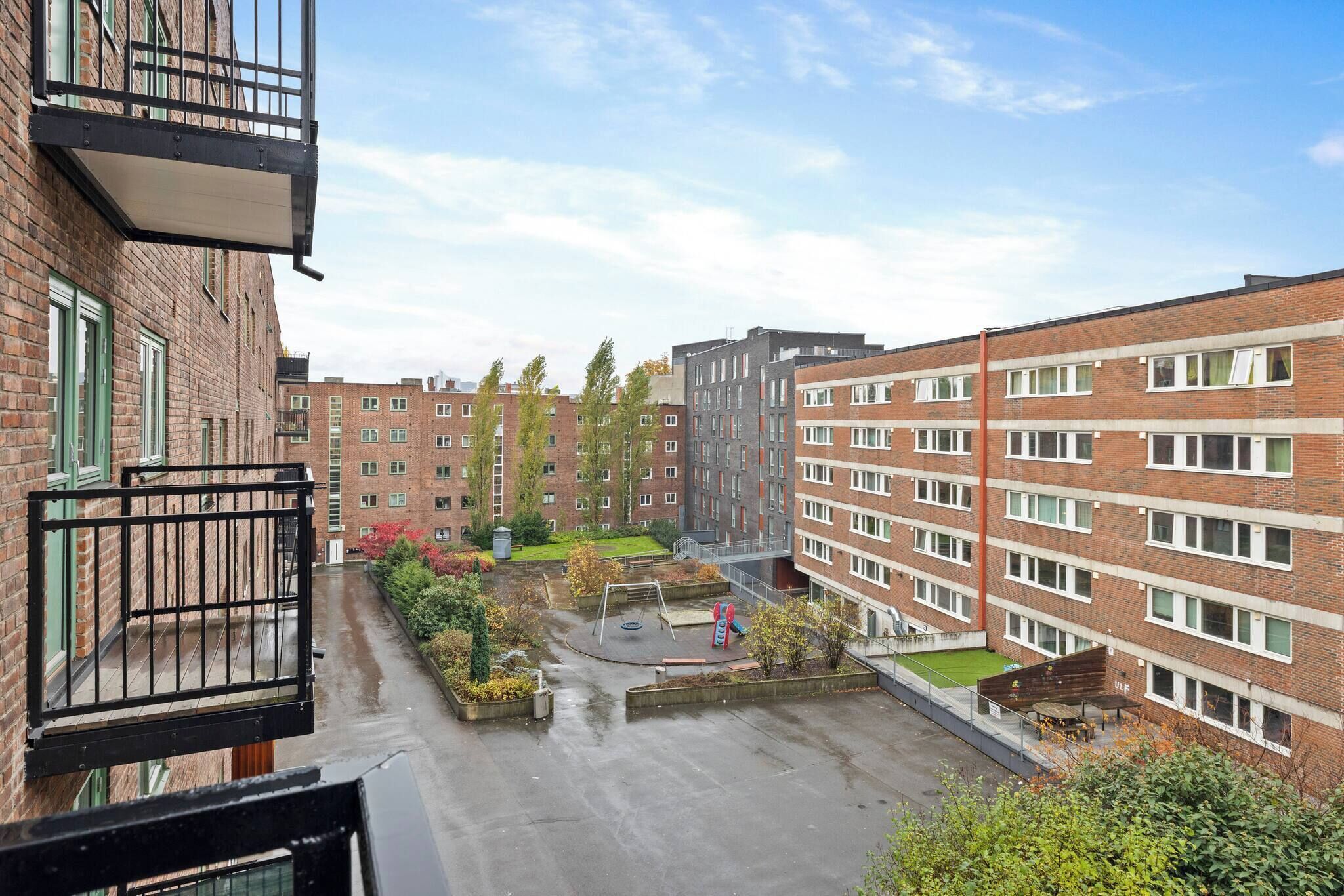 Apartment, 2 Bedrooms, Balcony, Garden View | Property grounds