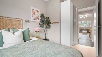 Lejlighed - 2 soveværelser - balkon - udsigt til have | 2 soveværelser