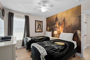 6 bedrooms, iron/ironing board, free WiFi, bed sheets - Cuban Palms Paradise | Theatre & Games - Luxe Resort + 10 Min Disney + Pet Friendly (Kissimmee)