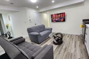 Living area - Guest suite, Close to Airport (Calgary)