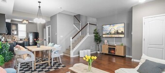 3-bedroom house in pleasant St. Louis with cool AC breeze