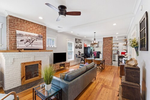 Fairlawn Filly | 2 Bed | Pets Welcome | Horse Park