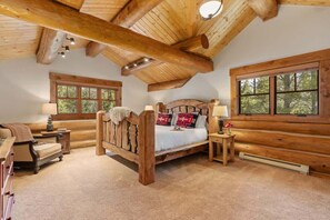 6 bedrooms, iron/ironing board, WiFi, bed sheets - Abode at Forest Edge, luxury log home, hot tub (Wilson)