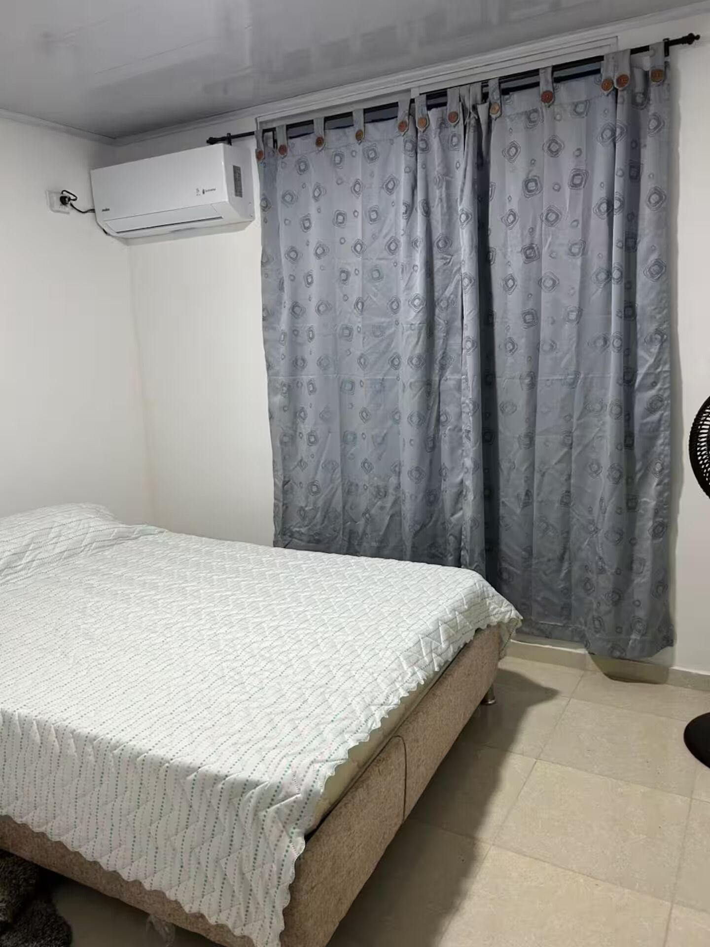 2 dormitorios, Internet, ropa de cama