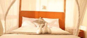 Wifi gratis y ropa de cama 