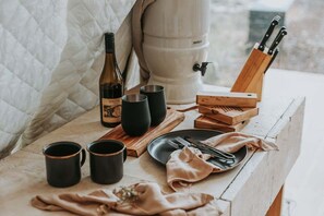 Food and drink - Numie - Cocoon White Gum (Glamorgan-Spring Bay)