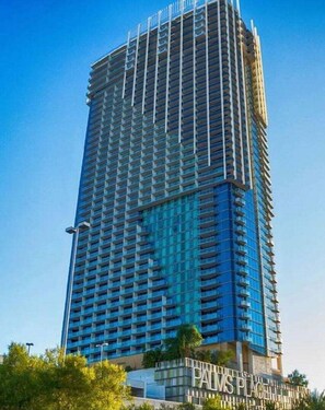 Exterior - SVS: Strip View Studio | Open Balcony | Resort Pool | Palms Place (Las Vegas)