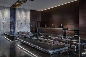 Lobby - SVS: High Floor 1BD | Full Kitchen | Jetted Tub | Sleeps 4 | Palms Place (Las Vegas)