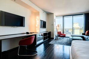 1 bedroom, desk, iron/ironing board, free WiFi - SVS: Strip View Studio | Open Balcony | Pool & Gym | Palms Place (Las Vegas)