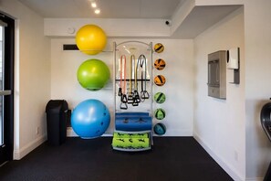 Fitness facility - Landing | Beautiful Studio, Gym, Courtyard (Golden Gate)