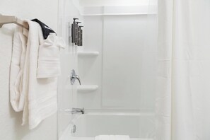 Bathroom - Landing | Modern Studio, Yoga Studio, Gym (Golden Gate)