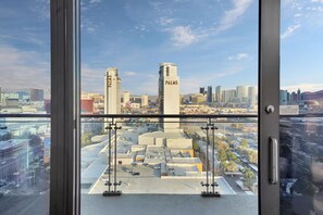 Interior - SVS: Strip View Studio | Open Balcony | Resort Amenities | Palms Place (Las Vegas)