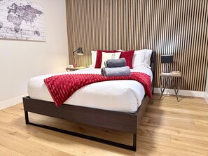 2 Schlafzimmer, Bügeleisen/Bügelbrett, kostenloses WLAN, Bettwäsche