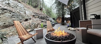 Bowen Island Sauna & Wellness Retreat: Private Contrast Therapy & Boutique Stay