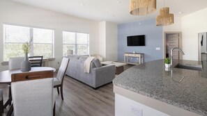 Smart TV - Landing | Chic 2BD, Courtyard, Gym (Houston)