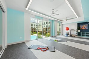 Fitness facility - Landing | Modern Studio, Courtyard, Gym (Houston)