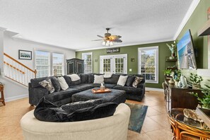 TV, fireplace, offices - Living the Dream at Palm Estate Retreat (Surfside Beach)