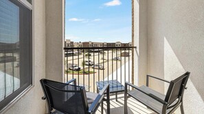 Property grounds - Landing | Spectacular 1BD, Pool, Gym (Denton)