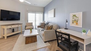Smart TV - Landing | Beautiful 1BD, Clubhouse, Pool (Denton)
