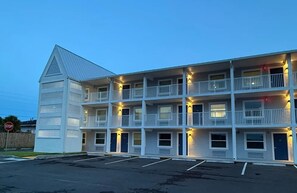 Exterior - Landing | Amazing Studio, Clubhouse, Gym (Kissimmee)